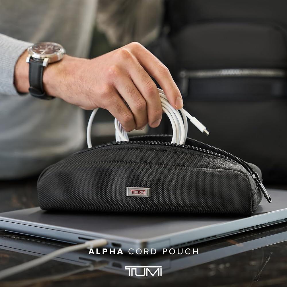 Amazon.com: TUMI - Alpha Electronic Cord Pouch - Slim Zip Entry